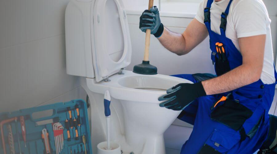 Expert burst pipe repair services in Winslow, AR